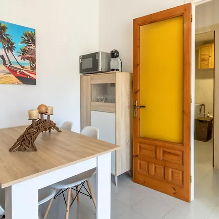 Apartamento Grifeu 18 Con Terraza Y Vistas